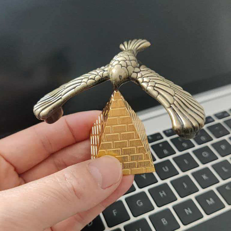 Metal Balancing Bird with Pyra - огляд і ціна Office Technologies